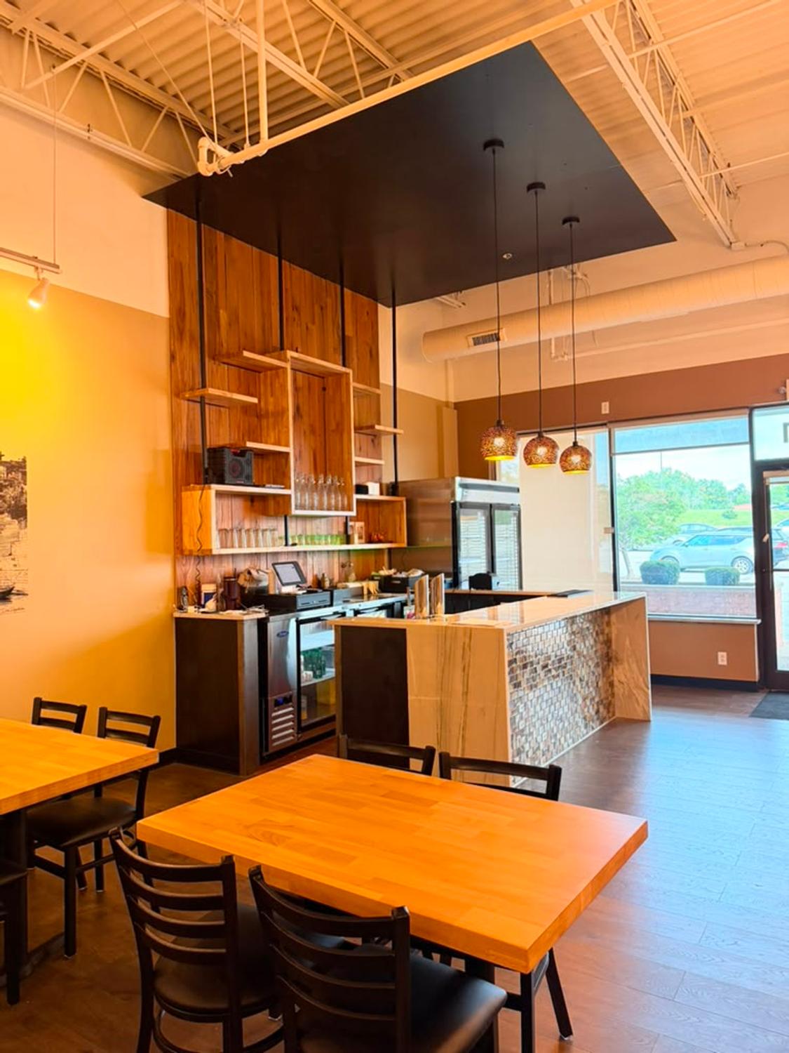 Laddus dining room in Chesterfield, MO